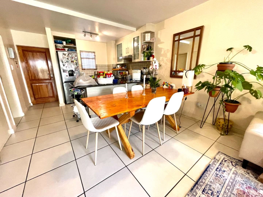 To Let 2 Bedroom Property for Rent in Sea Point Western Cape